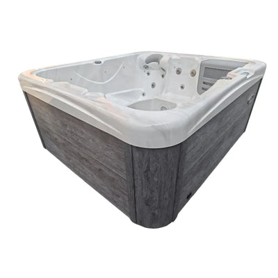 Whirlpool Gamma 222 für 4 Personen Plug & Play 