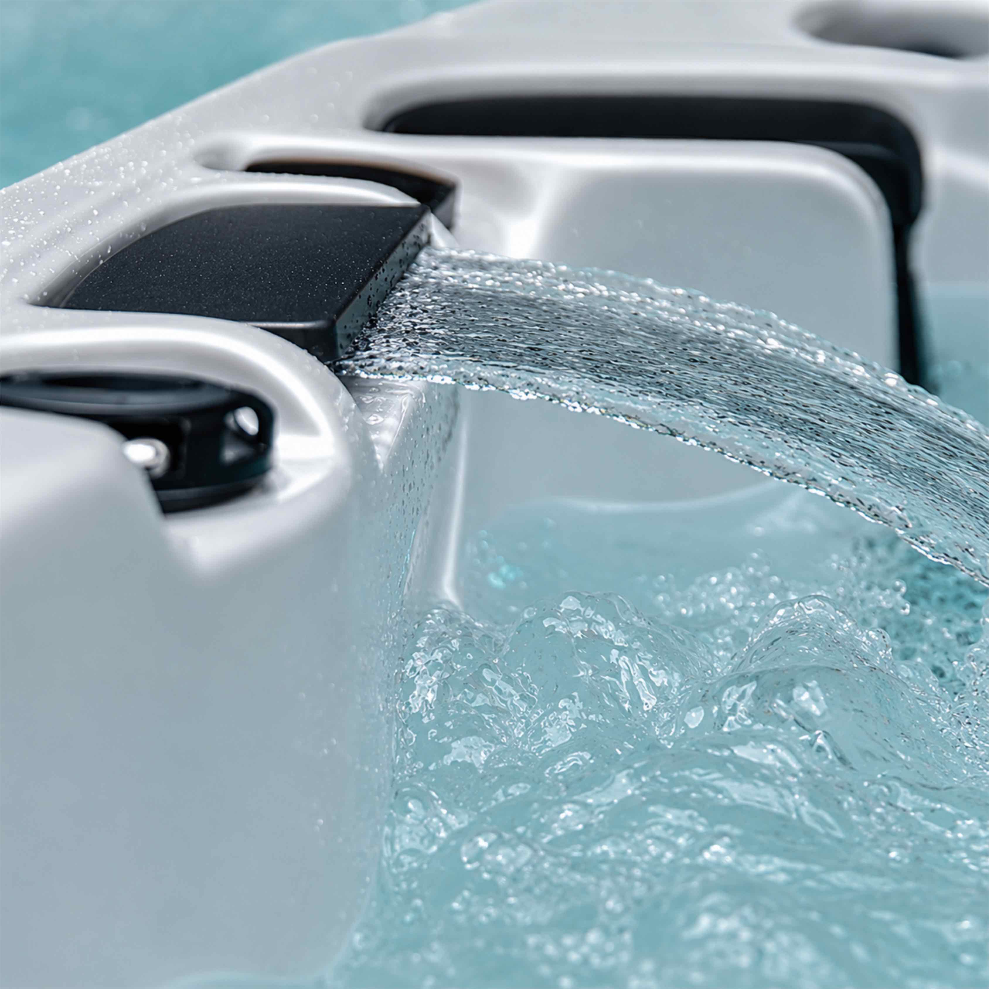 Whirlpool Alpha 823A for 5 people