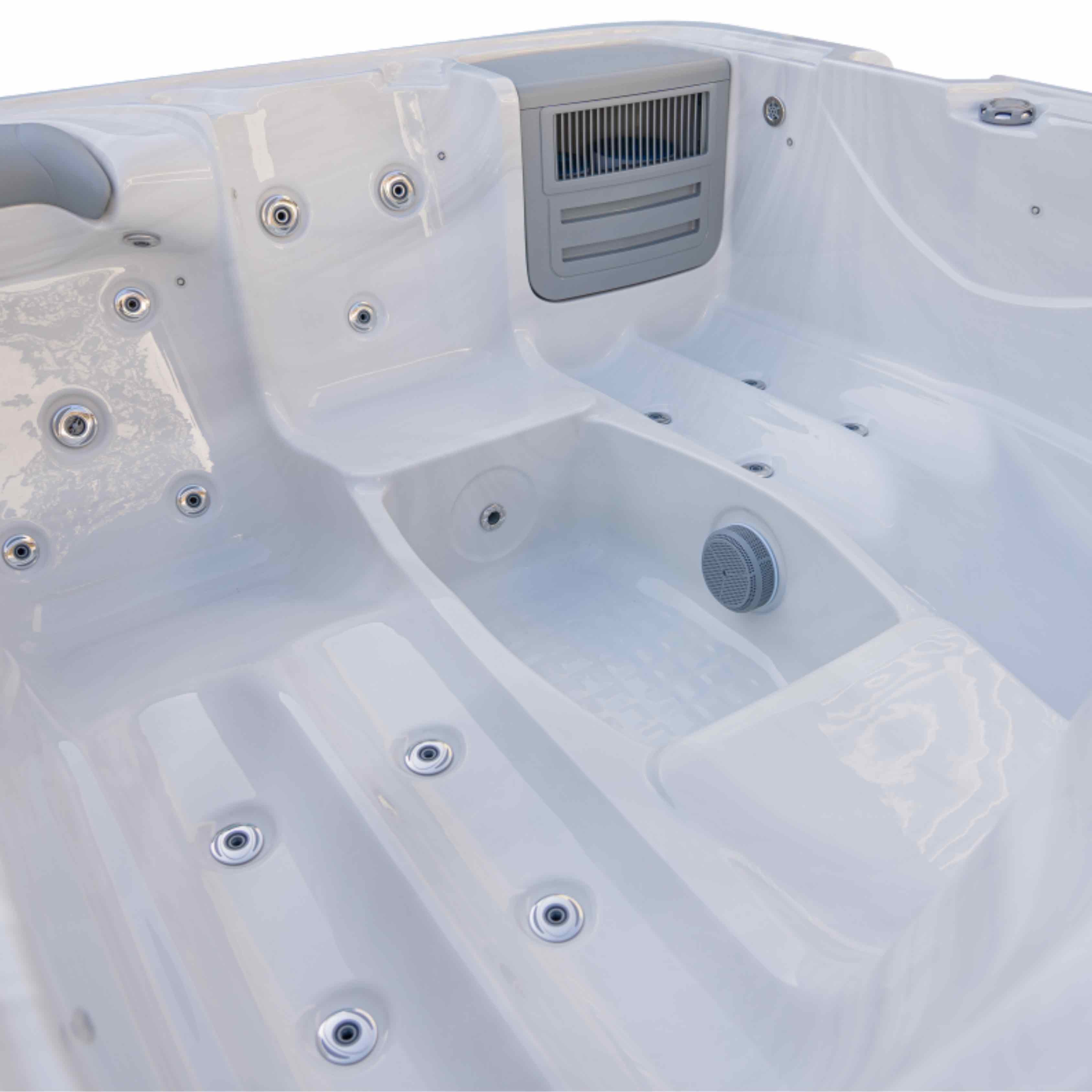 Whirlpool Gamma 122 für 4 Personen